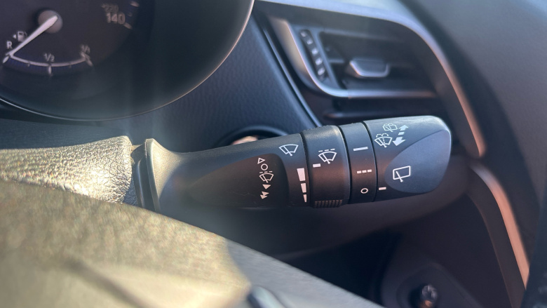 Toyota C-HR 1.8 Hybrid Icon 5dr CVT Hybrid Hatchback